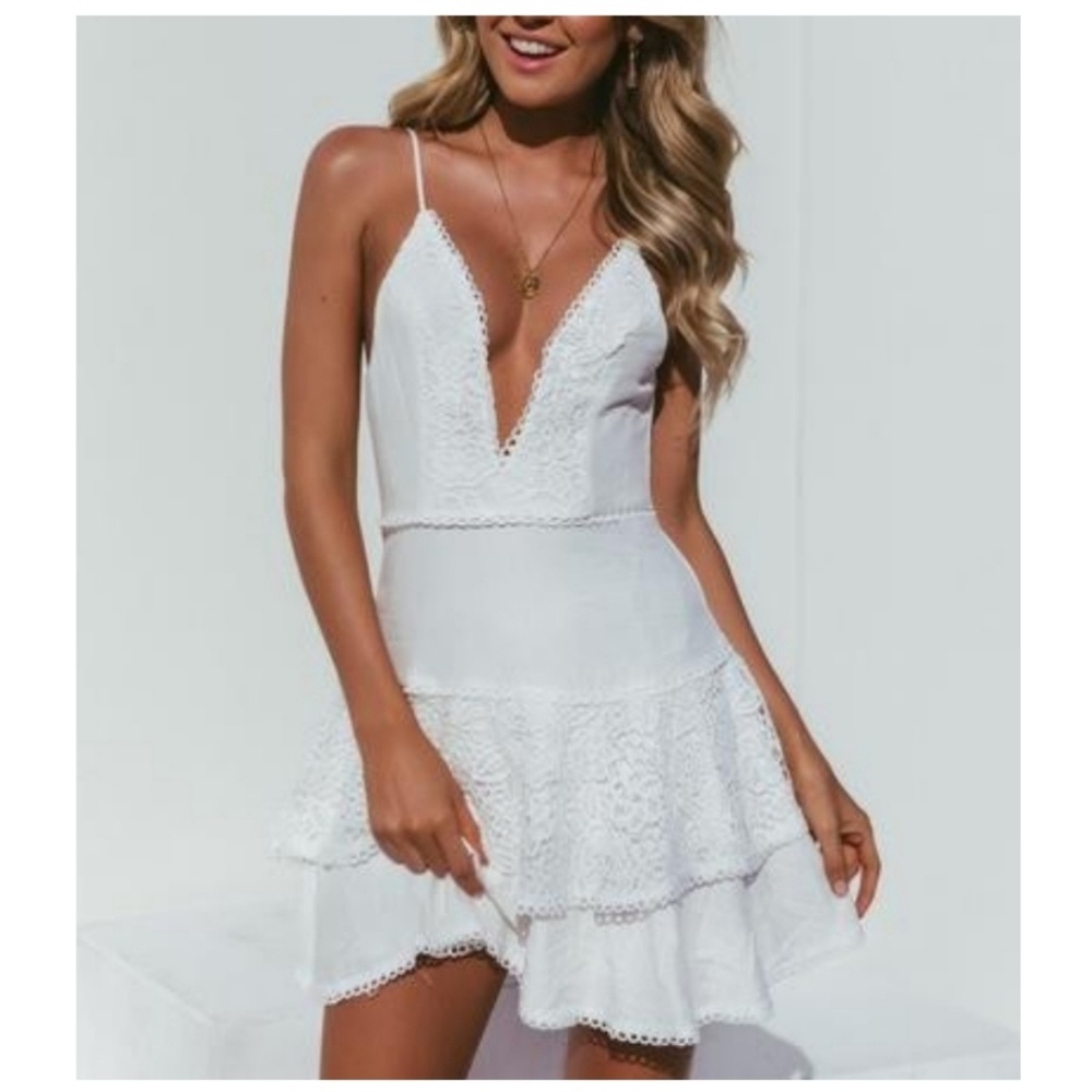 White lace deep v dress